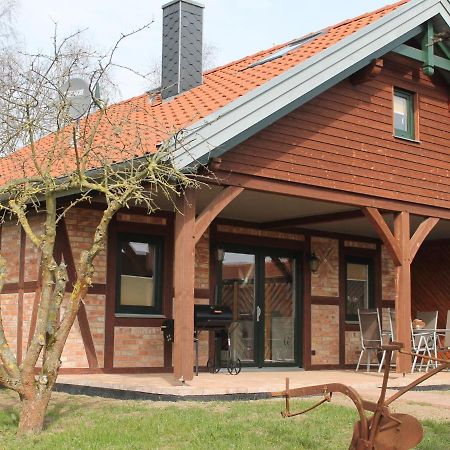 Comfy Farmhouse In Brusow With Garden Kröpelin المظهر الخارجي الصورة