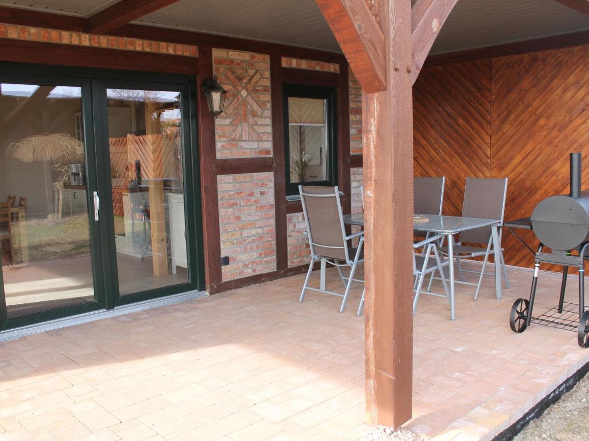Comfy Farmhouse In Brusow With Garden Kröpelin المظهر الخارجي الصورة